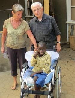 Quelle: Uganda-Projekt Quelle: Uganda-Projekt